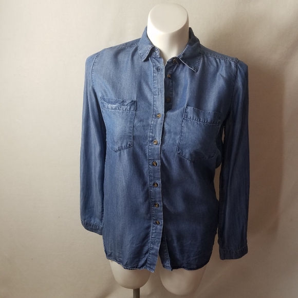 Denim&Co Tops - Denim Co. Button down Long Sleeve Shirt Size 8. Co